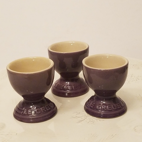 Lot 3 NWT Le Creuset Footed Ultra Violet Egg Cups - Picture 1 of 16